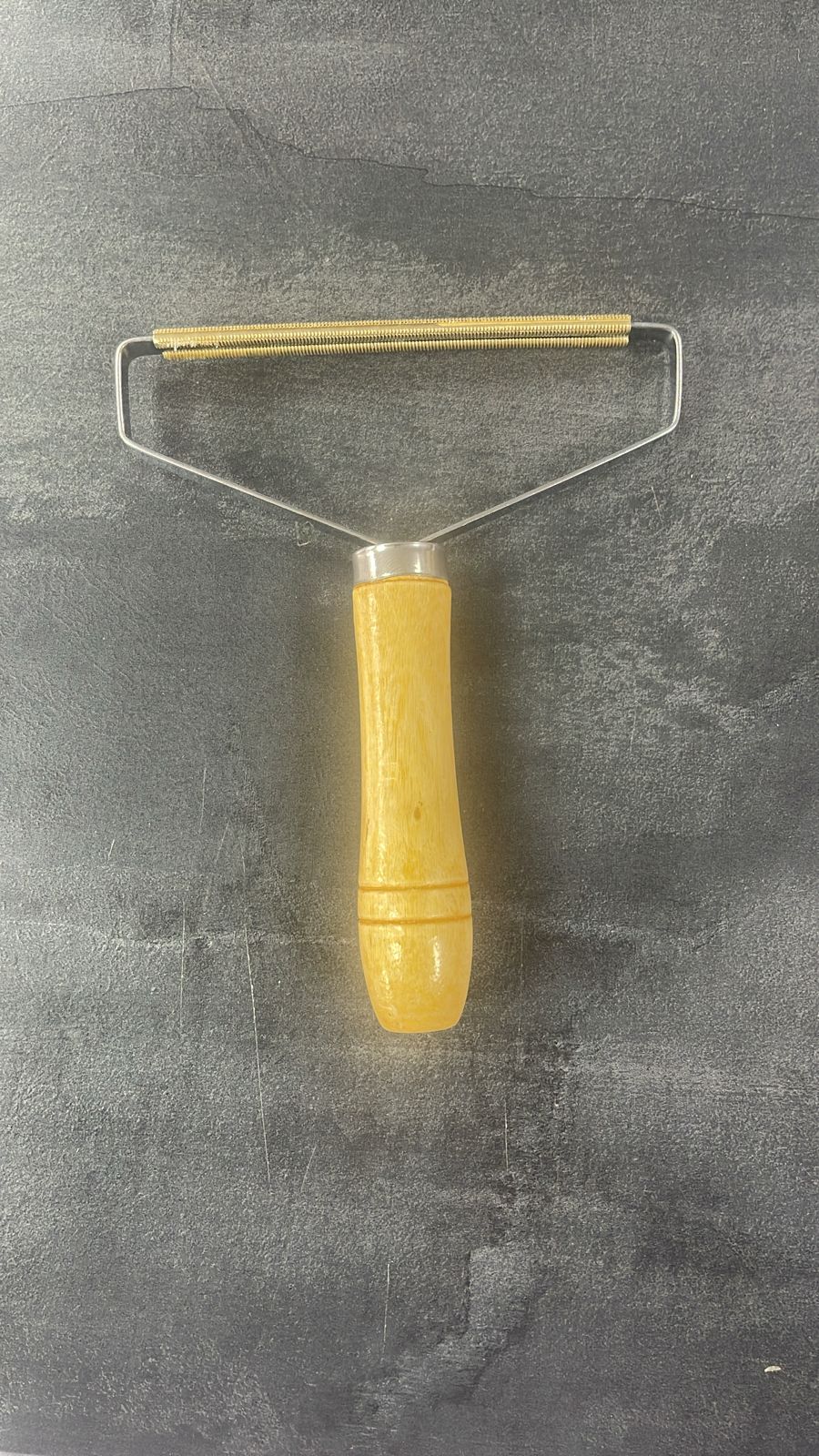 Lint Remover Clothes Fuzz Roller Wooden Handle