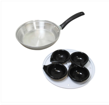 Non Stick Home Kitchen 4 Egg Poacher Pan 20cm With Long Safety Handle Egg Poacher 5.5cm