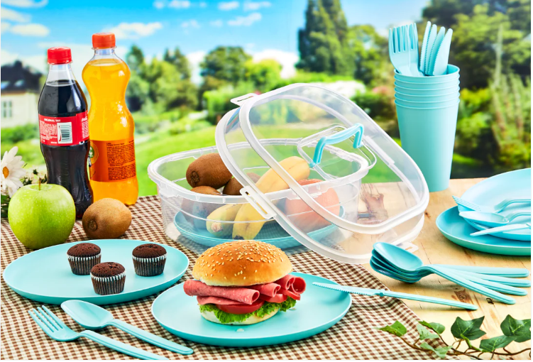 32Pc Plastic Picnic Camping Party Dinner Plate Mug Cutlery Set Storage Box Mixed Colours Random Sent